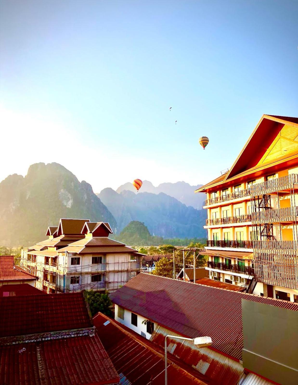 Vang Vieng Ruby Backpackers Hostel Exteriör bild