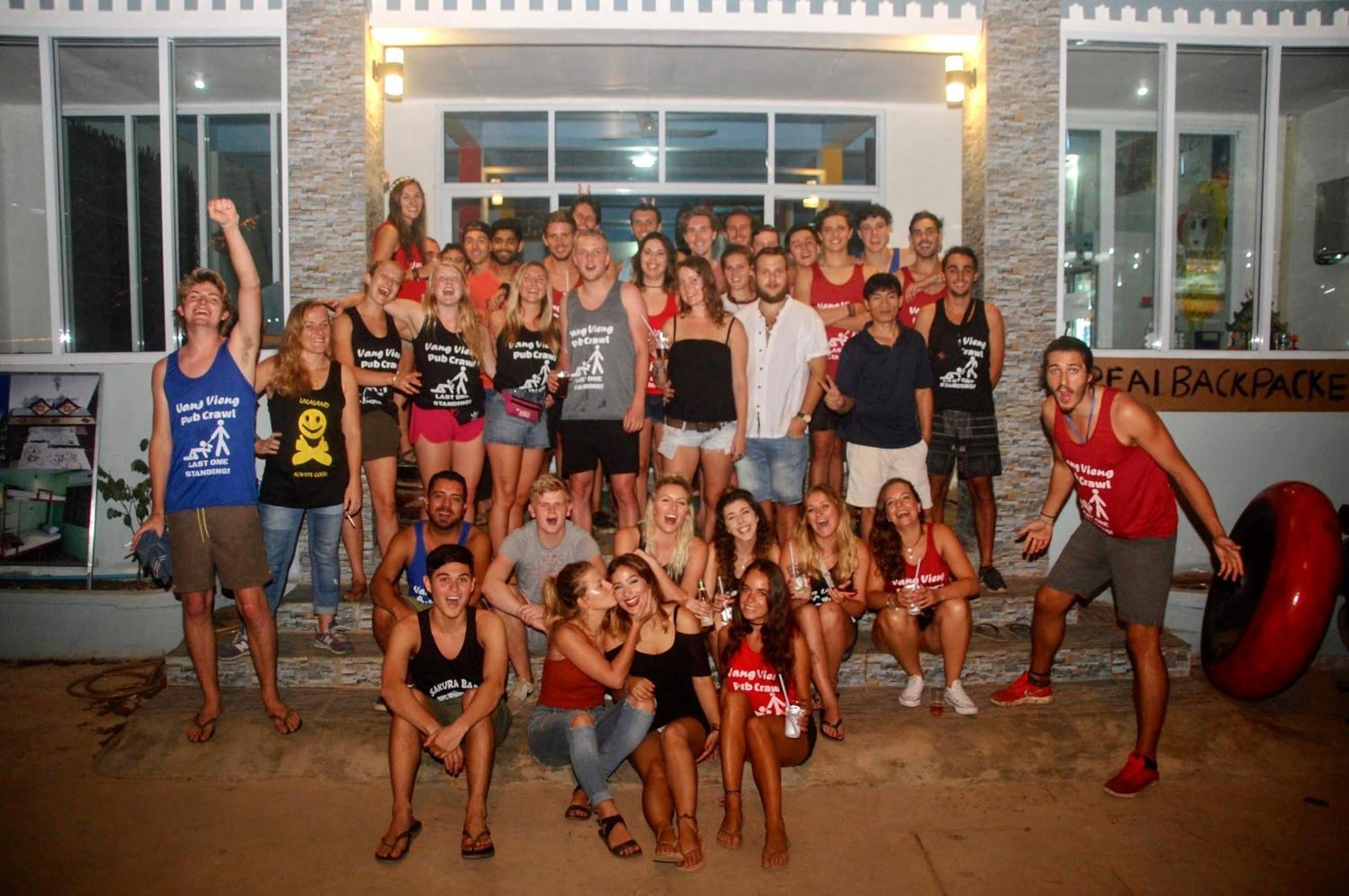 Vang Vieng Ruby Backpackers Hostel Exteriör bild